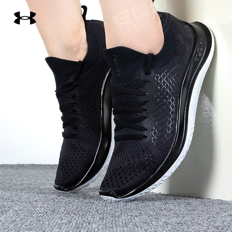 安德玛女鞋跑步鞋FLOW 抓地防滑鞋子户外休闲透气运动鞋跑鞋 3025711-003