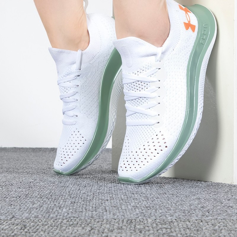 安德玛女鞋 FLOW网面运动鞋轻便缓震透气锻炼健身鞋 3025711-114