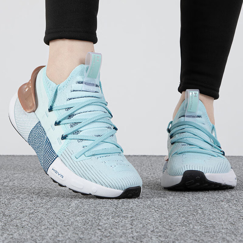 安德玛女鞋运动鞋健身训练休闲鞋透气耐磨轻便缓震跑步鞋 3025521-300