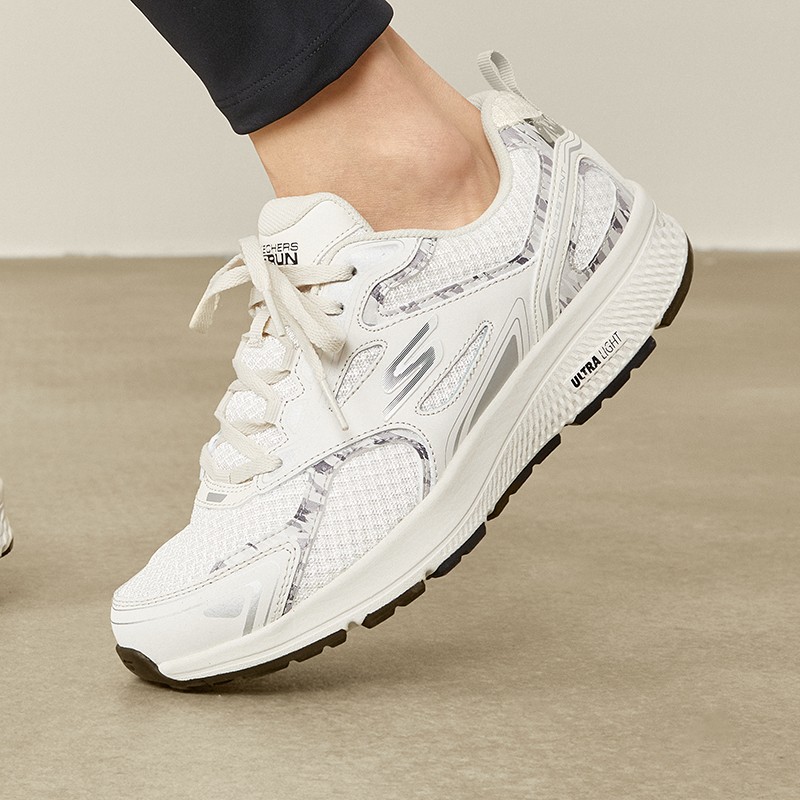 斯凯奇白色跑步鞋透气网面运动鞋软底缓震休闲鞋女 128270-WHT