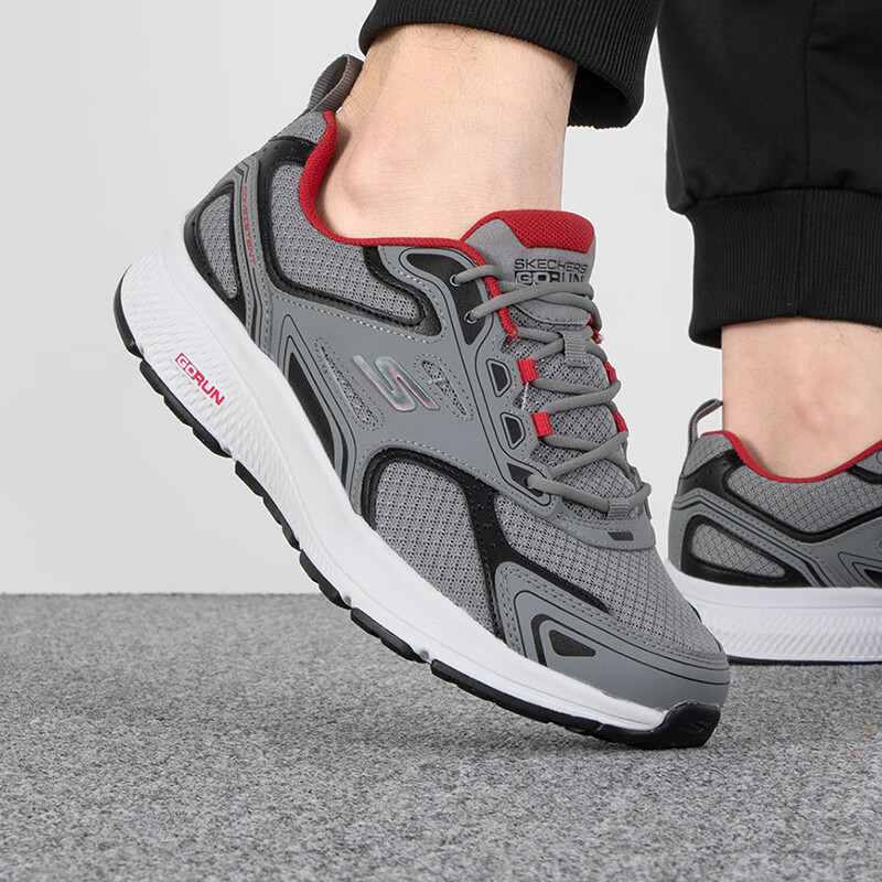 斯凯奇男鞋耐磨运动鞋缓震休闲鞋舒适软底轻便回弹跑步鞋 220034-GYRD