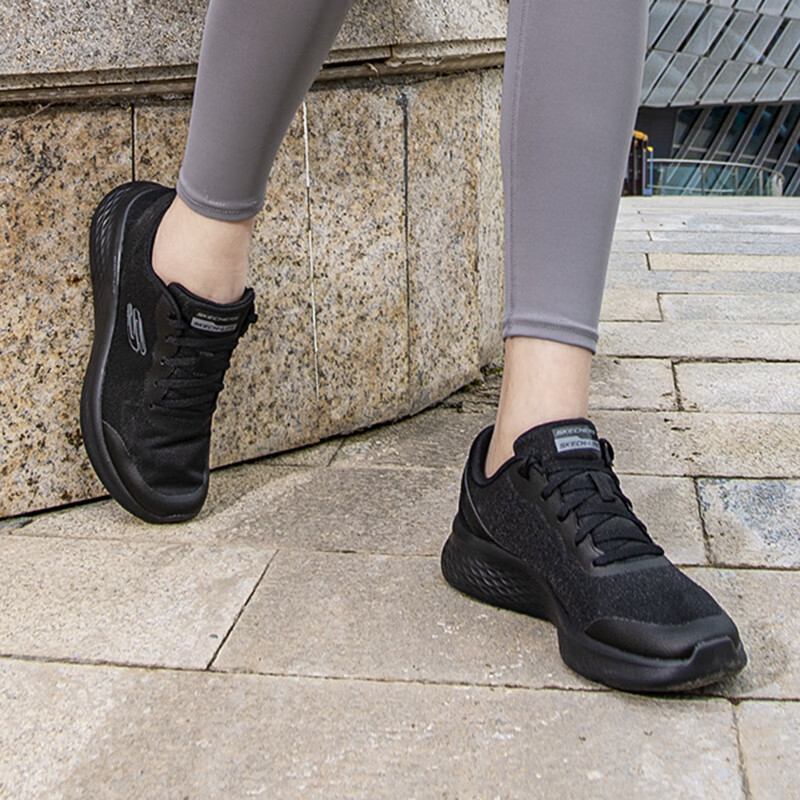 斯凯奇女鞋 运动鞋缓震舒适透气轻质休闲鞋跑步鞋 896215-BBK