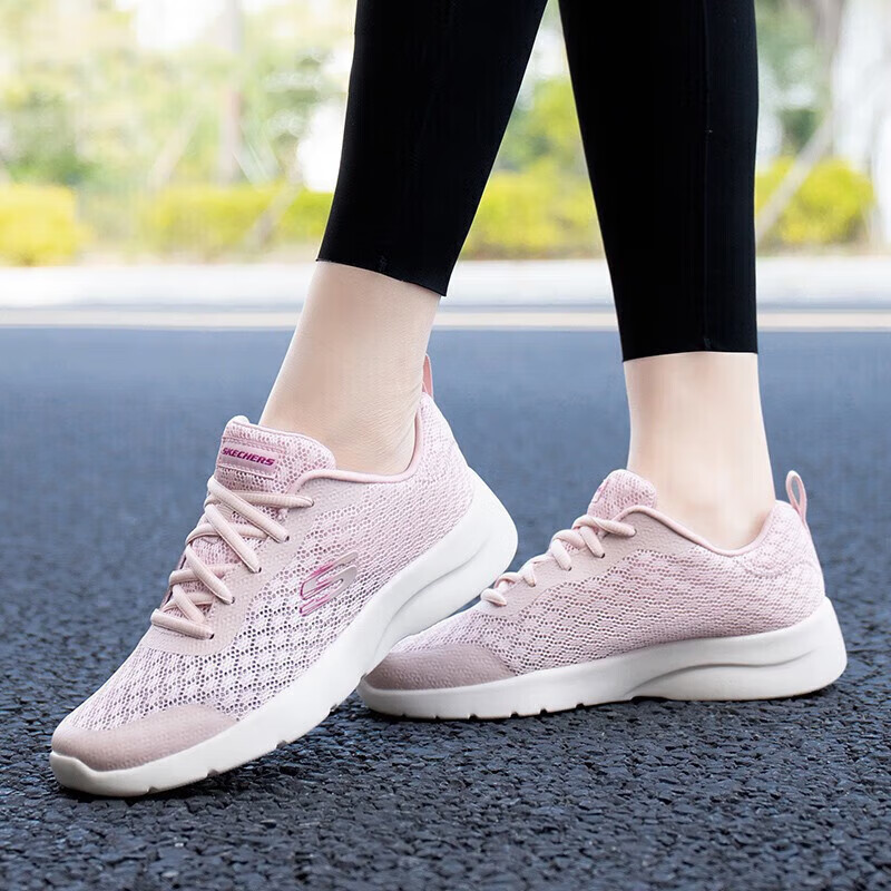 斯凯奇女鞋休闲鞋减震跑步鞋透气运动鞋软底健步鞋子女 149542-MVE