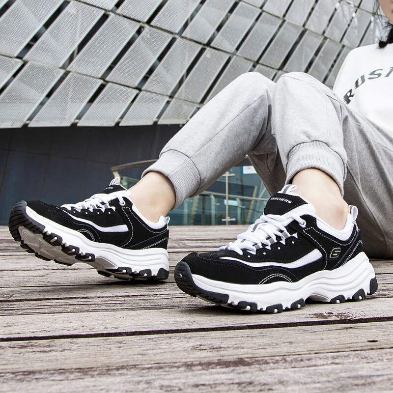 斯凯奇女鞋 运动鞋复古时尚熊猫鞋老爹鞋耐磨透气休闲鞋 88888250-BKW