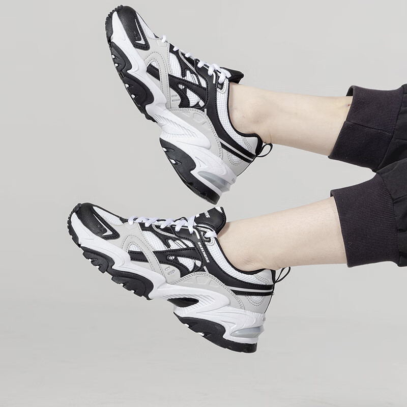 斯凯奇女鞋运动鞋舒适透气健身时尚潮流耐磨休闲鞋 896115-BKW