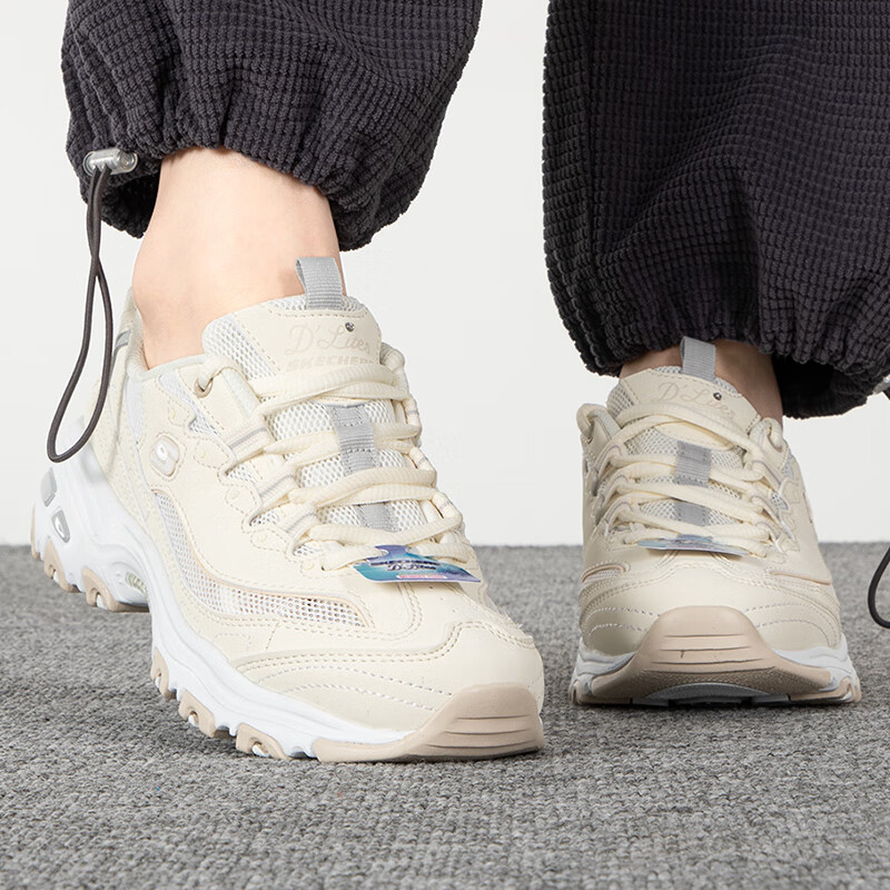 斯凯奇女鞋运动鞋舒适透气时尚潮流休闲鞋复古厚底熊猫鞋 896204-WNT