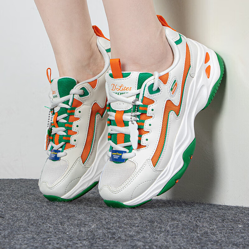 斯凯奇女鞋 运动鞋时尚潮流休闲鞋复古厚底熊猫防滑耐磨休闲鞋 896130-NTMT