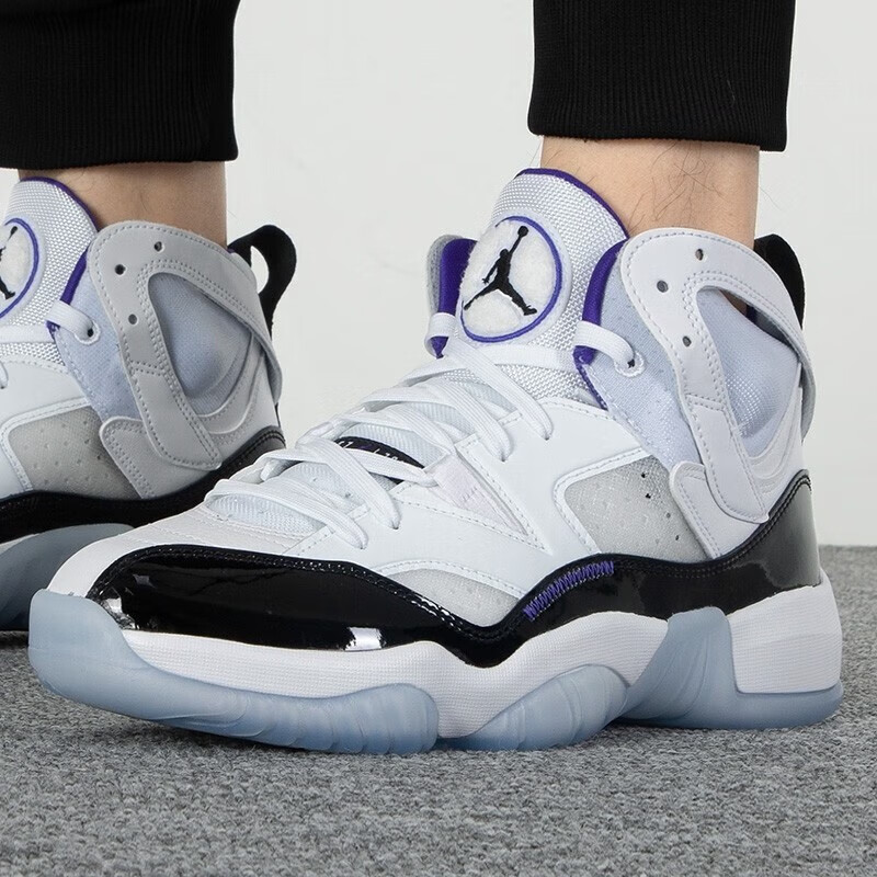 耐克AJ男鞋运动鞋JUMPMAN TWO TREY篮球鞋 DO1925-100