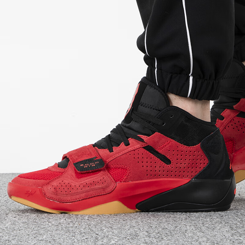 耐克篮球鞋 锡安二代运动鞋舒适透气耐磨防滑室内外训练鞋 DO9072-600