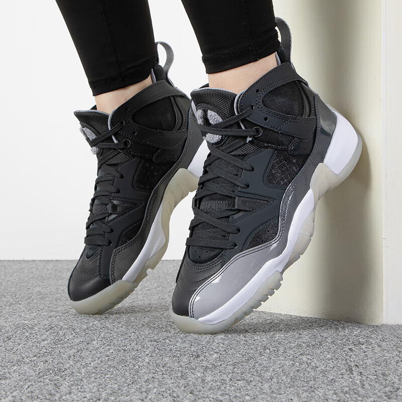 耐克女鞋运动鞋舒适透气实战训练休闲鞋篮球鞋 DR9631-003