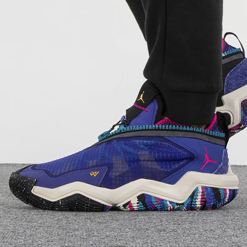 耐克男鞋子 时尚运动鞋实战耐磨透气训练休闲篮球鞋 DO7190-460