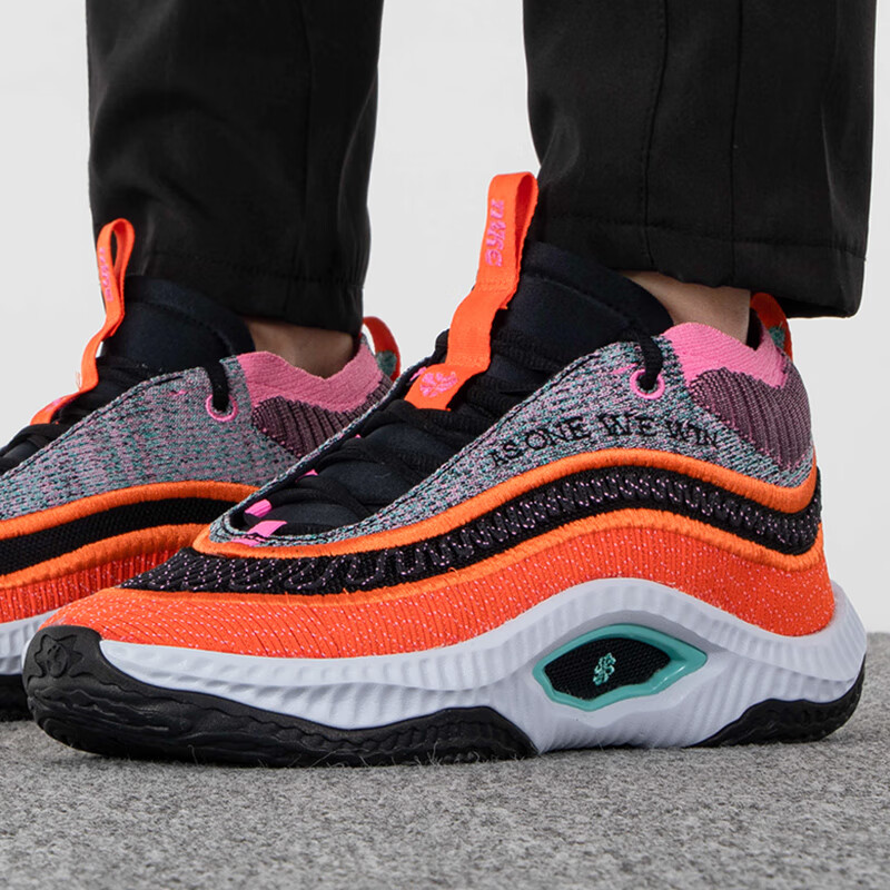 耐克男鞋运动鞋COSMIC场上实战比赛训练休闲透气篮球 DV2770-001