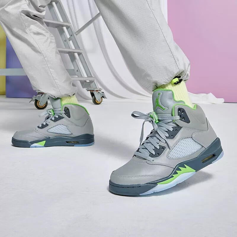 耐克 AIR JORDAN 5 AJ5 乔5男子篮球鞋136027 CK6631 灰绿色DM9014-003