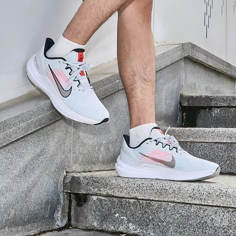 耐克男鞋 WINFLO 9运动鞋健身训练时尚潮流缓震透气休闲跑步鞋 DD6203-009