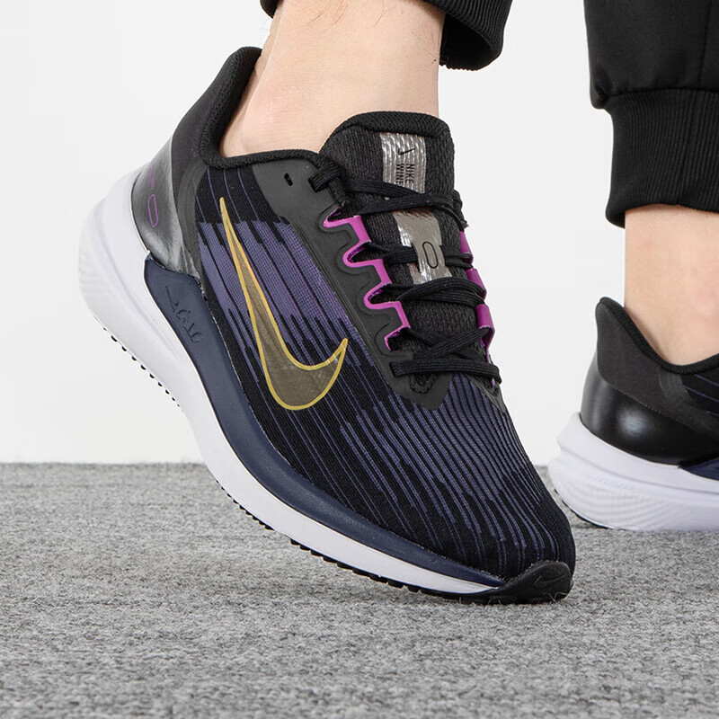 耐克男鞋跑鞋ZOOM WINFLO气垫运动鞋休闲跑步鞋 DD6203-007