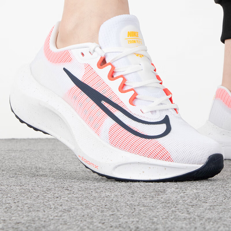 耐克男鞋 Zoom Fly 5运动鞋缓震透气轻便休闲鞋跑步鞋 DM8968-100