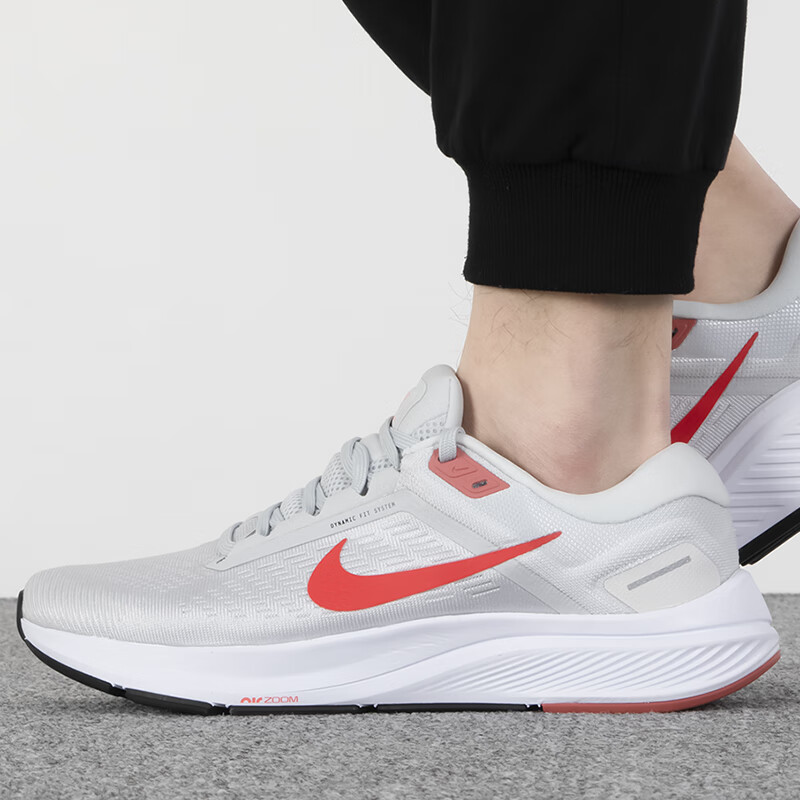 耐克男装 运动鞋缓震透气轻质休闲跑步鞋回弹跑鞋 DA8535-010