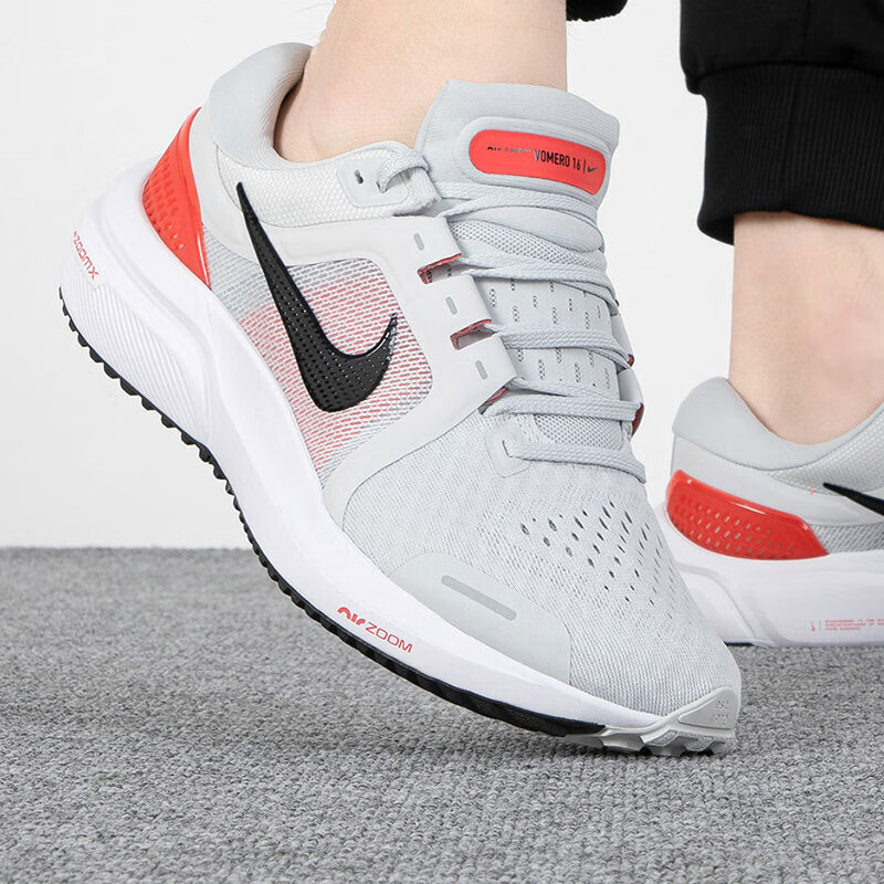 耐克男鞋 运动鞋AIR ZOOM VOMERO 气垫缓震跑步鞋 DA7245-011