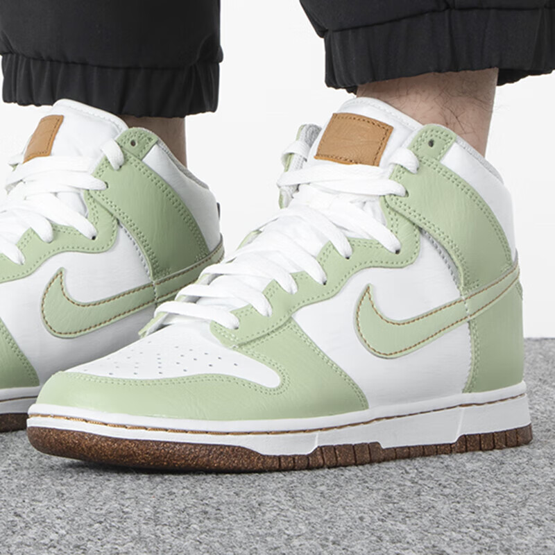 耐克男鞋 运动鞋Dunk PRM时尚高帮鞋子耐磨透气休闲鞋板鞋 DQ7680-300