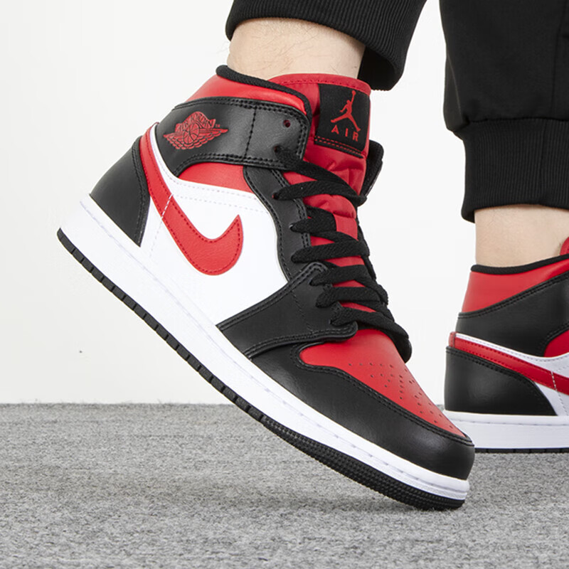 耐克男鞋 运动鞋1 轻盈休闲鞋高帮篮球鞋 554724-079