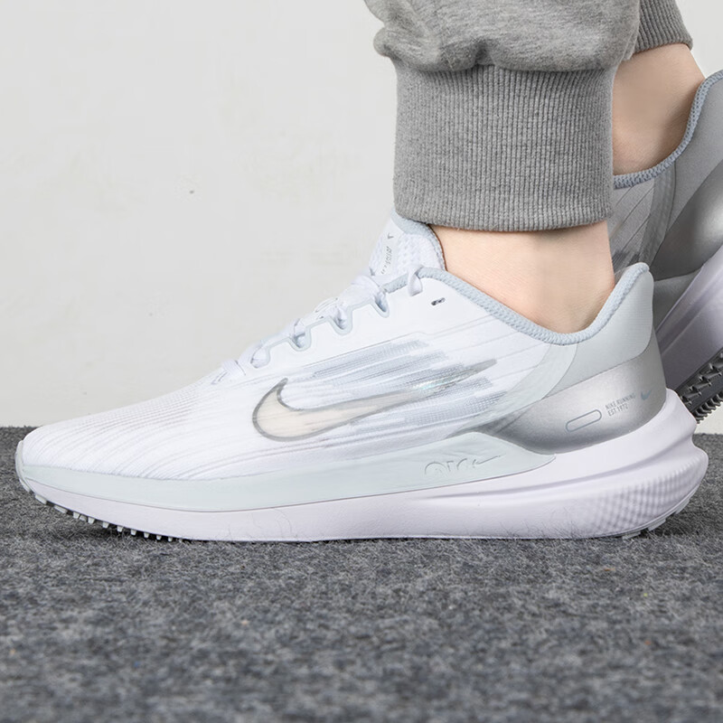 耐克女鞋 AIR ZOOM WINFLO 9运动鞋缓震休闲跑步鞋 DD8686-100