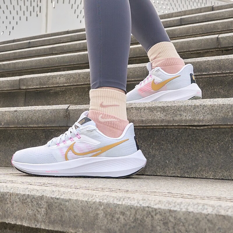 耐克跑步鞋女鞋 气垫运动鞋飞马39网面透气低帮慢跑鞋 DH4072-104