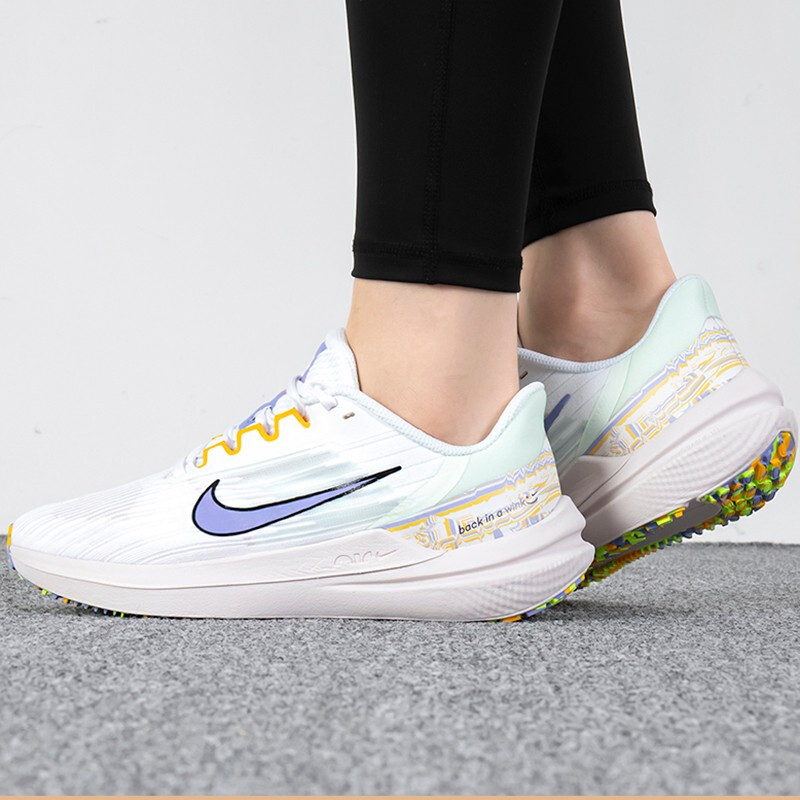 耐克 跑步鞋女鞋 TANJUN舒适舒适休闲轻便运动鞋DD9682-100