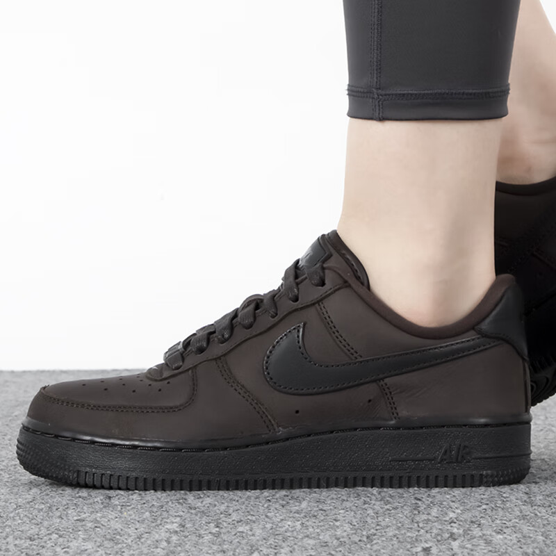 耐克 女鞋 运动鞋舒适透气休闲鞋板鞋 DR9503-200