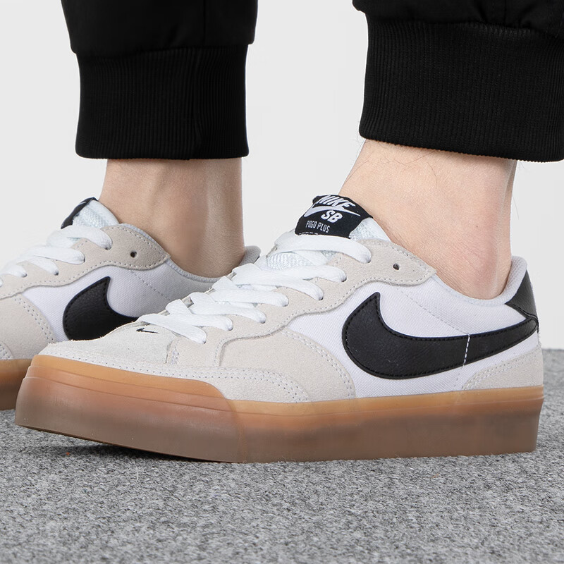 耐克女鞋运动鞋时尚潮流轻便耐磨舒适减震休闲鞋 DR9114-101