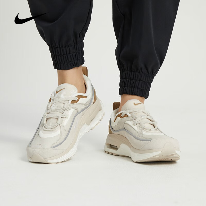 耐克 女子W AIR MAX BLISS板鞋/复刻鞋 FB1860-101