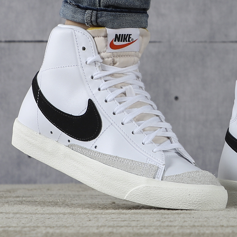 耐克女鞋运动鞋Blazer开拓者高帮板鞋透气复古休闲鞋子 CZ1055-100