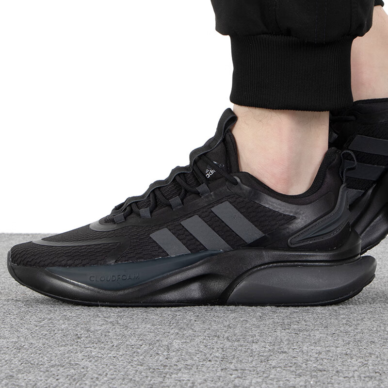 阿迪达斯 男鞋 轻质运动鞋舒适减震耐磨休闲跑步鞋 HP6142