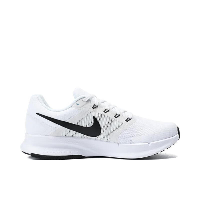 耐克NIKE男子NIKE RUN SWIFT 3跑步鞋 DR2695-102